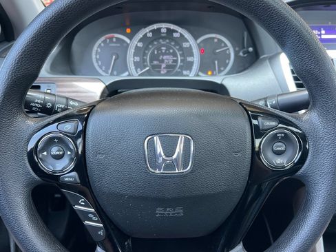 Used 2016 Honda Accord EX image 21