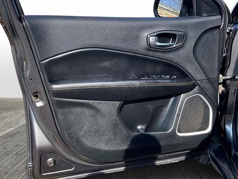 Used 2020 Jeep Compass Limited image 18