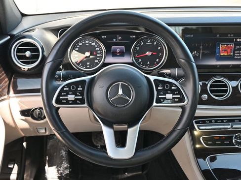 Used 2019 Mercedes-Benz E 300 image 10