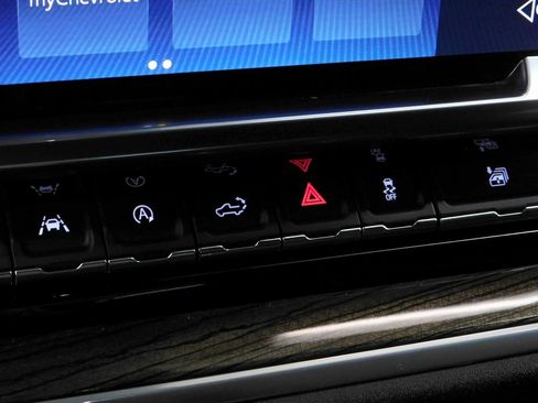 Used 2024 Chevrolet Silverado 1500 RST image 48