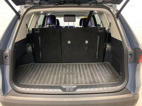 Used 2025 Toyota Grand Highlander AWD image 23