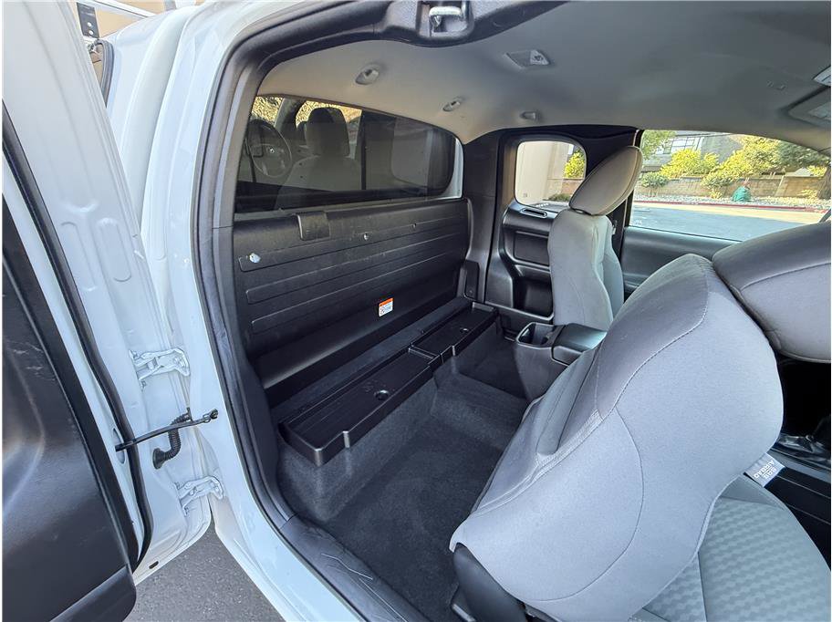 Used 2022 Toyota Tacoma SR RWD image 19