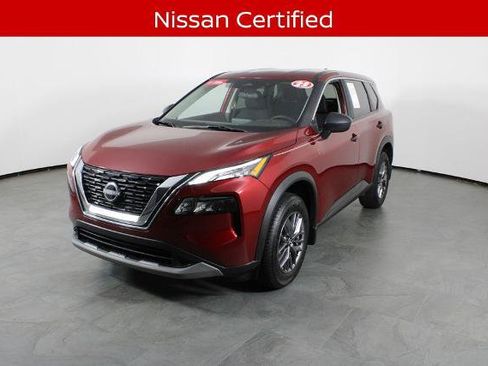 Certified 2023 Nissan Rogue S AWD/4WD image 2