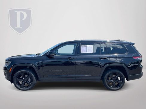 Used 2023 Jeep Grand Cherokee L Laredo AWD/4WD image 5