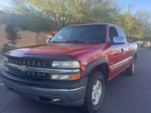 Used 2002 Chevrolet Silverado 1500 LS w/ Off-Road Pkg image 5