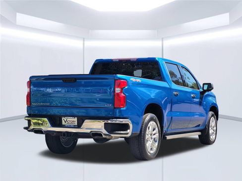 Used 2022 Chevrolet Silverado 1500 LTZ w/ LTZ Premium Package AWD/4WD image 5
