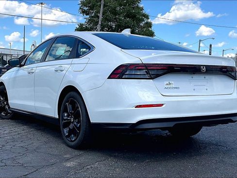 Used 2024 Honda Accord LX image 6