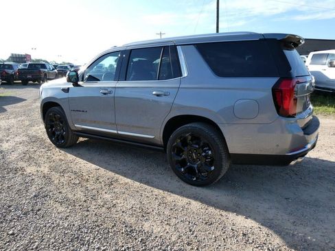 New 2026 GMC Yukon Denali w/ Denali Reserve Package AWD/4WD image 6