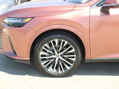 Certified 2023 Lexus RX 350 Premium Plus w/ Cold Area Package FWD image 4