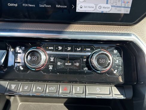 Used 2024 GMC Sierra 2500 Denali w/ Technology Package image 36