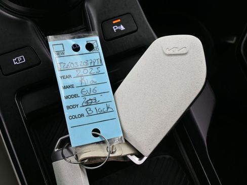 Used 2025 Kia EV6 GT-Line RWD image 28