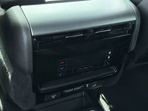 New 2026 Jeep Grand Wagoneer Limited image 20