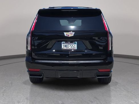 Used 2024 Cadillac Escalade Sport Platinum w/ LPO, ONYX Package AWD/4WD image 7