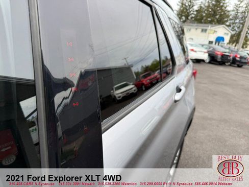 Used 2021 Ford Explorer XLT w/ Equipment Group 202A AWD/4WD image 10