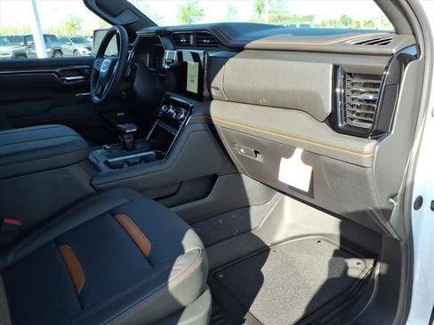 New 2026 GMC Sierra 1500 AT4 w/ AT4 Premium Package AWD/4WD image 25