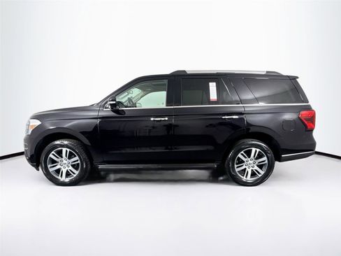 Used 2024 Ford Expedition Limited image 14