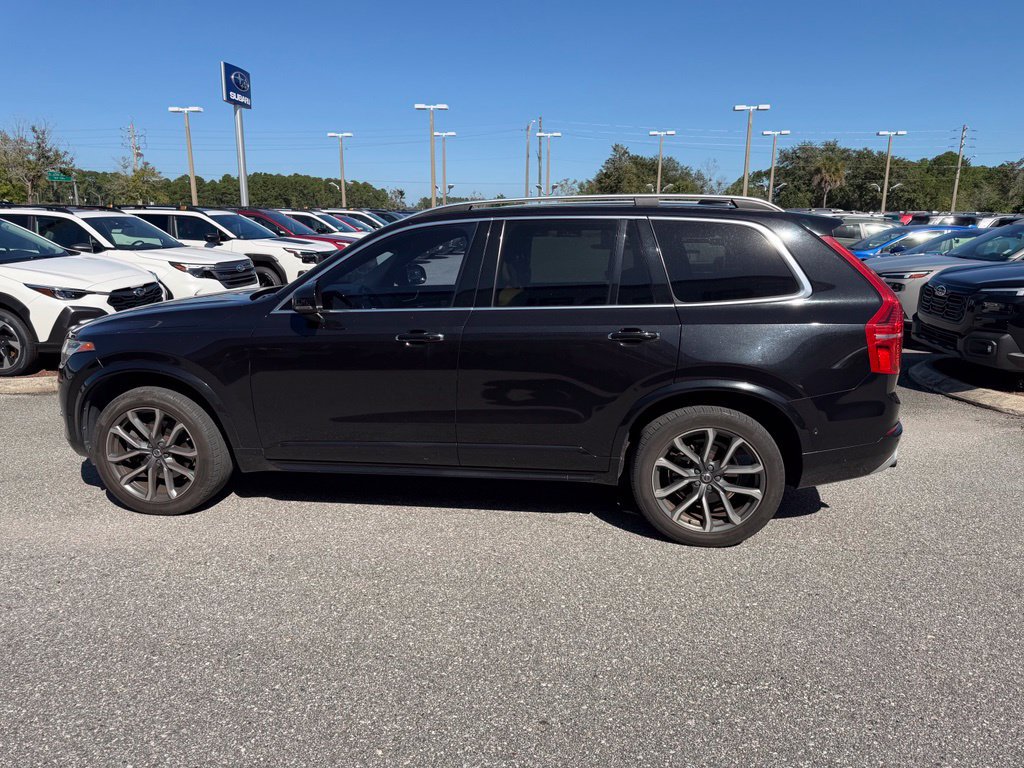 Used 2018 Volvo XC90 T5 Momentum w/ Convenience Package FWD image 10