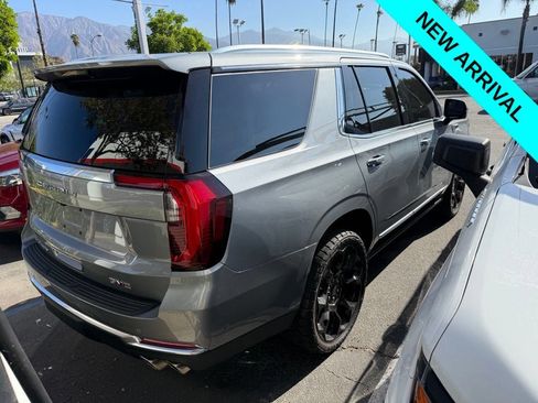 Used 2025 GMC Yukon Denali w/ Sun & Power Step Package AWD/4WD image 4