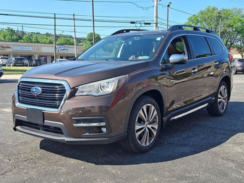 Used 2019 Subaru Ascent Touring AWD/4WD image 3