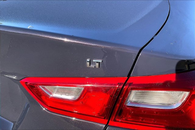 Used 2025 Chevrolet Malibu LT FWD image 22