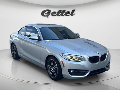 Used 2017 BMW 230i Coupe RWD image 3