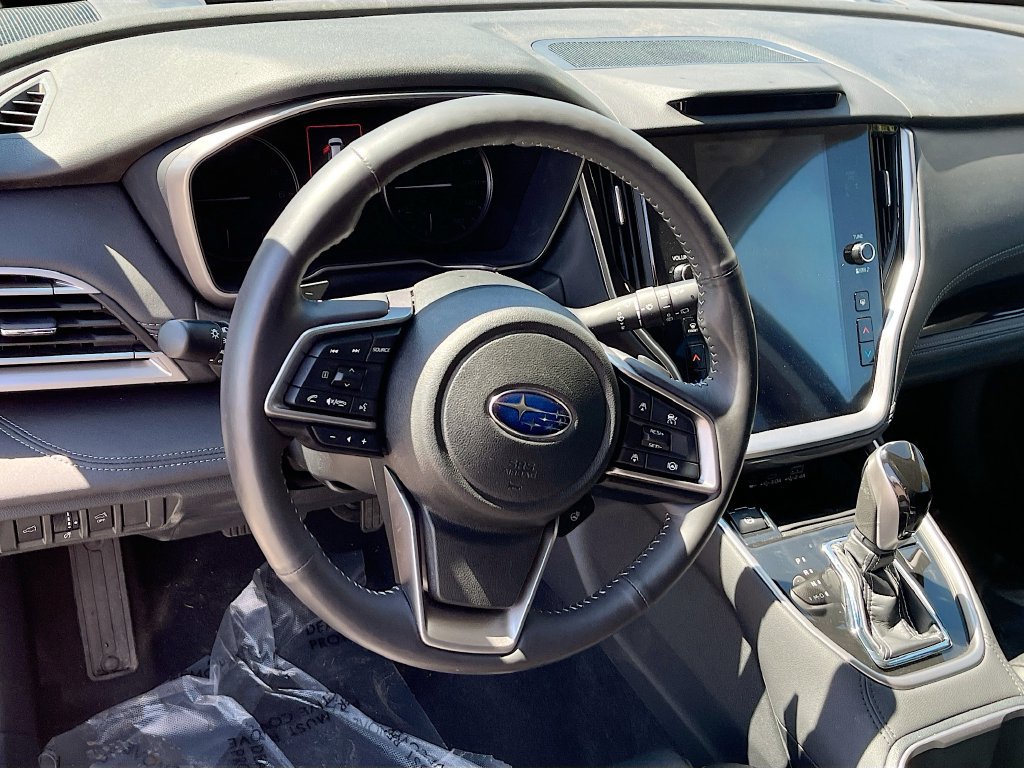 Used 2025 Subaru Outback Touring XT w/ Popular Package #2 AWD/4WD image 11
