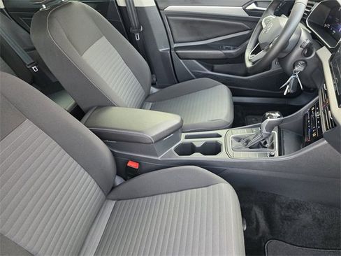 Used 2025 Volkswagen Jetta S image 10