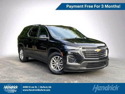 Used 2023 Chevrolet Traverse LT