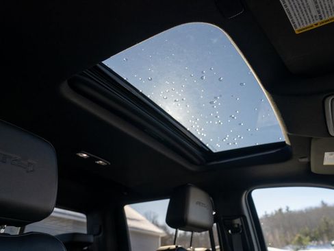 Used 2023 GMC Sierra 1500 AT4 w/ AT4 Premium Package image 16