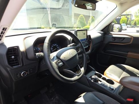 Used 2022 Ford Bronco Sport Outer Banks w/ Tech Package AWD/4WD image 7