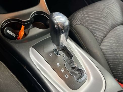 Used 2019 Dodge Journey SE w/ Premium Group FWD image 16