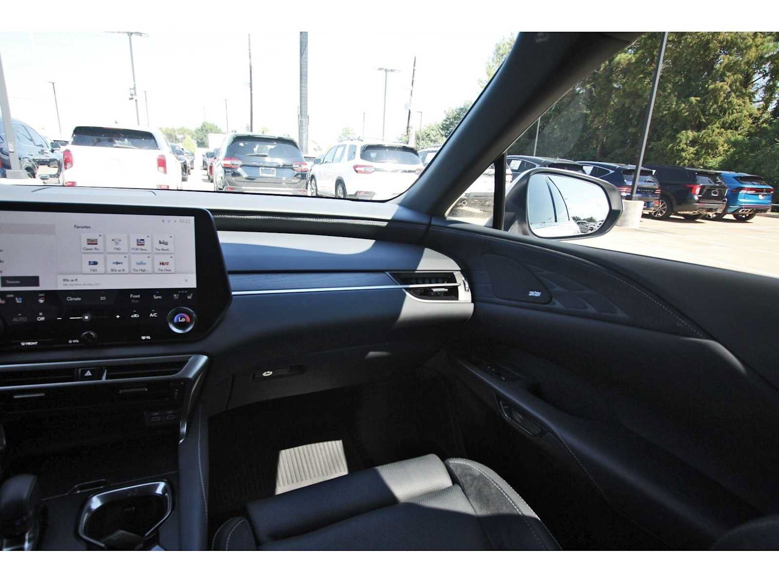 Used 2024 Lexus RX 350 w/ Convenience Package AWD/4WD image 8