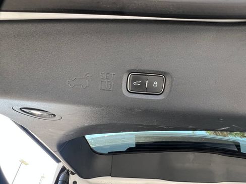 Used 2025 Ford Expedition Max Active RWD image 23