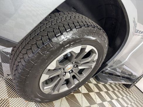 Used 2025 Chevrolet Silverado 1500 High Country w/ Technology Package image 35