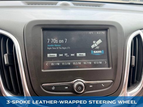 Used 2018 Chevrolet Equinox LT AWD/4WD image 18