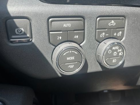New 2026 Chevrolet Silverado 1500 RST w/ RST Select Package AWD/4WD image 18