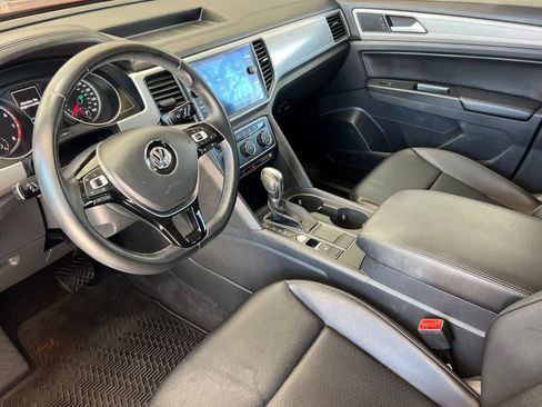 Used 2018 Volkswagen Atlas SE FWD image 11