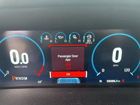 Used 2022 Ford F150 Lariat w/ Equipment Group 502A High image 31