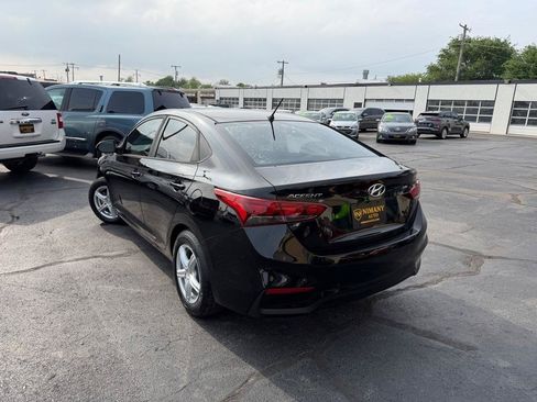 Used 2018 Hyundai Accent SE FWD image 38