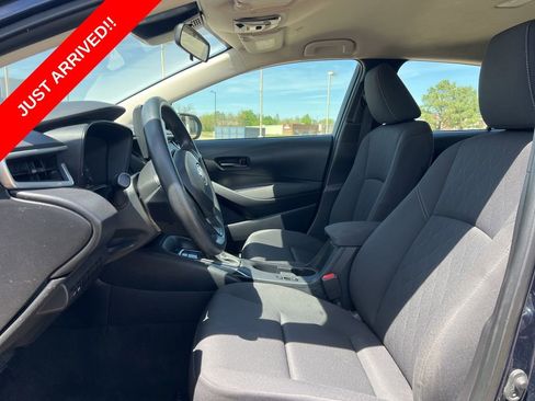 Used 2024 Toyota Corolla LE FWD image 11