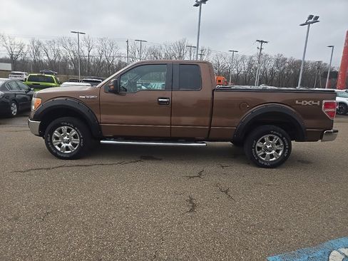 Used 2012 Ford F150 XLT w/ XLT Chrome Pkg image 4