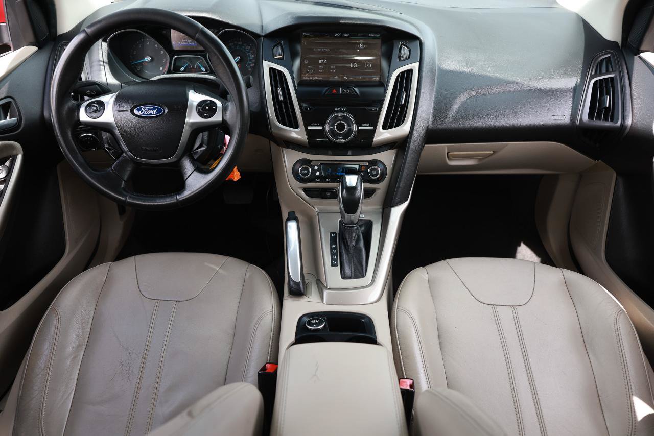 Used 2012 Ford Focus SEL FWD image 22