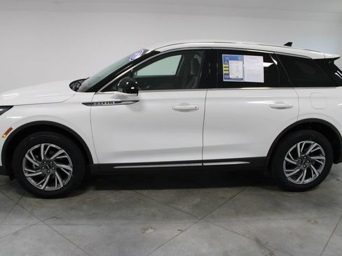 Used 2023 Lincoln Corsair FWD image 6