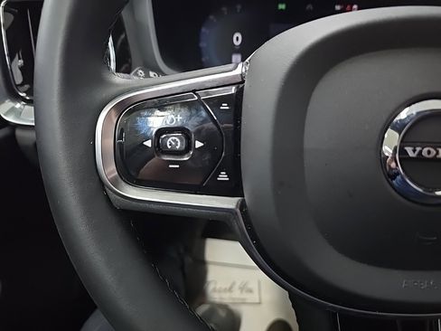 Used 2024 Volvo S60 B5 Plus w/ Climate Package image 22