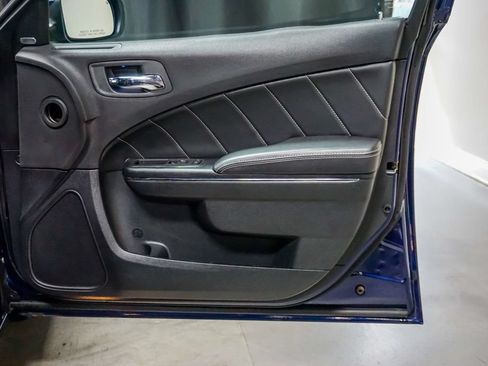 Used 2014 Dodge Charger R/T RWD image 35
