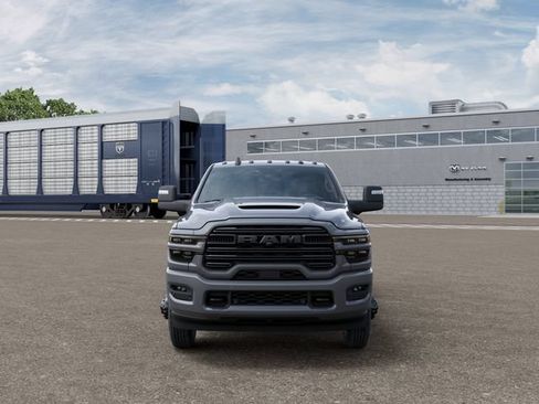 New 2026 RAM 3500 Laramie AWD/4WD image 7
