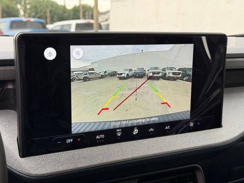 New 2025 Ford Maverick XLT w/ Equipment Group 302A AWD/4WD image 8
