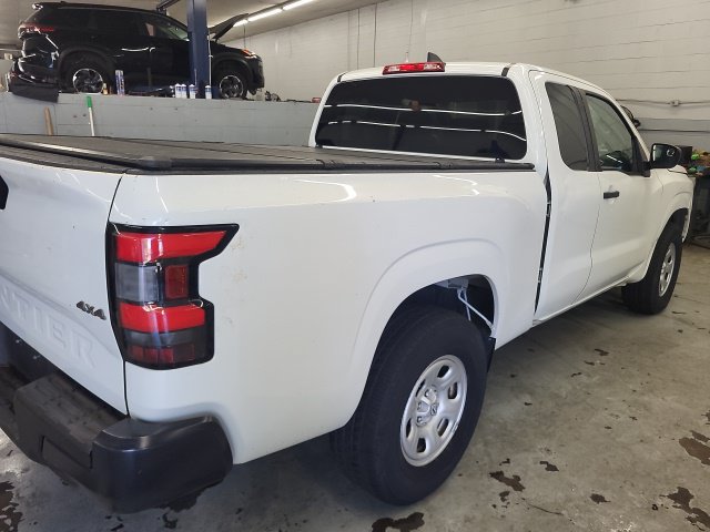 Used 2023 Nissan Frontier S AWD/4WD image 3