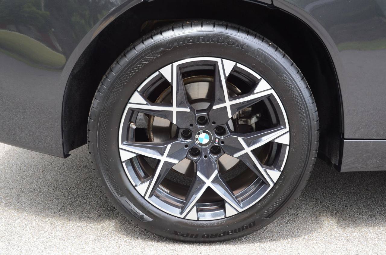 Used 2025 BMW X3 xDrive30i AWD/4WD image 11