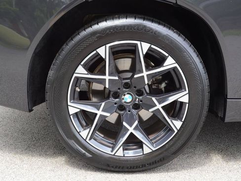 Used 2025 BMW X3 xDrive30i AWD/4WD image 11